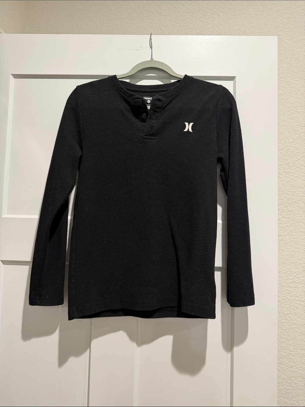 Hurley Black Long-Sleeve Henley Top with Chest Logo